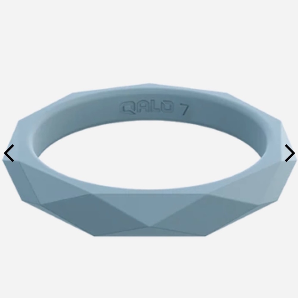 Qalo Silicone Ring